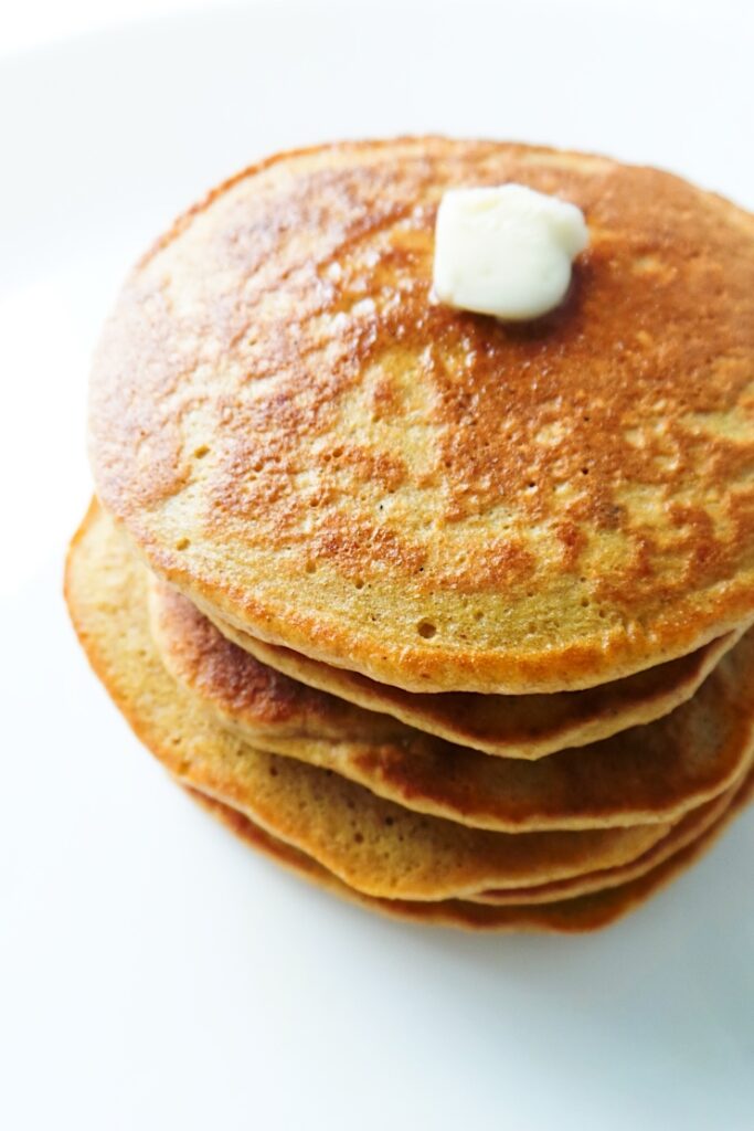 Brown sugar buttermilk oatmeal pancakes