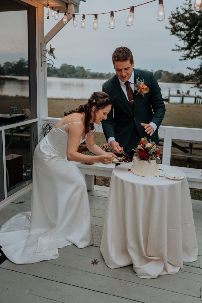 waterfront elopement with cake