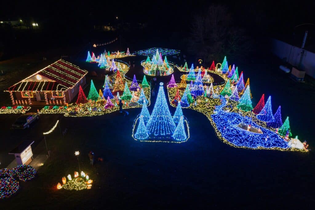 Deltaville Light Display