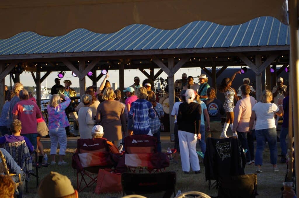 Folks dancing and having fun.